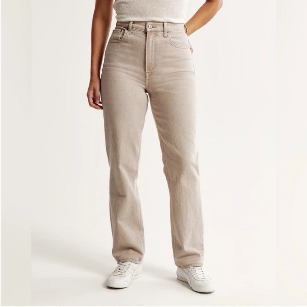 Abercrombie Ultra High Rise 90s Straight Jean in oat